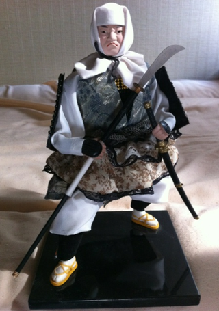 Illustration for article titled Make Any Bad-Ass Figure Instantly Cute